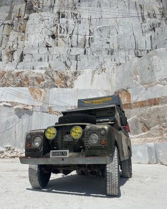 Land Rover 88