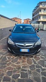 Opel Astra sport Tourer Cosmo 