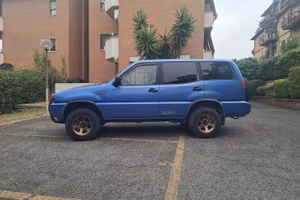 Nissan terrano