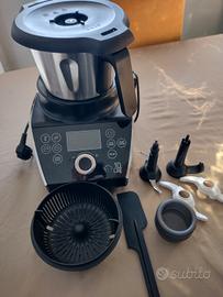 Robot cucina con  accessori