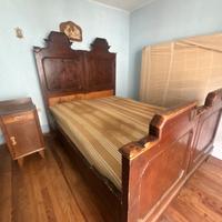 Letto antico in abete