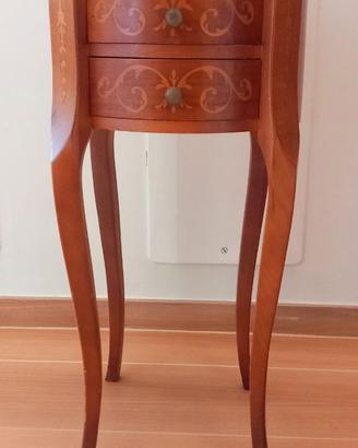 Mobiletto stile Luigi XV/barocchetto veneziano.