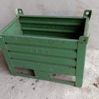 contenitore in lamiera con piede scatolato 