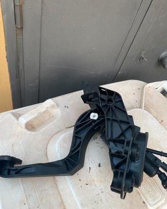 Pedale frizione ford fiesta VII
