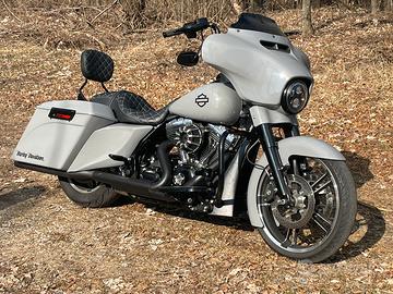 Harley street glide