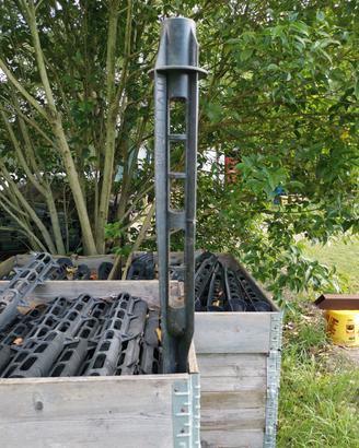 basamenti e supporti portafili per pali vigneto 