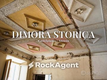 Palazzo / Stabile di 407 m² con più di 5 locali a 