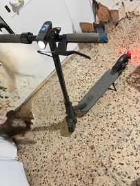 Monopattino Xiaomi Pro