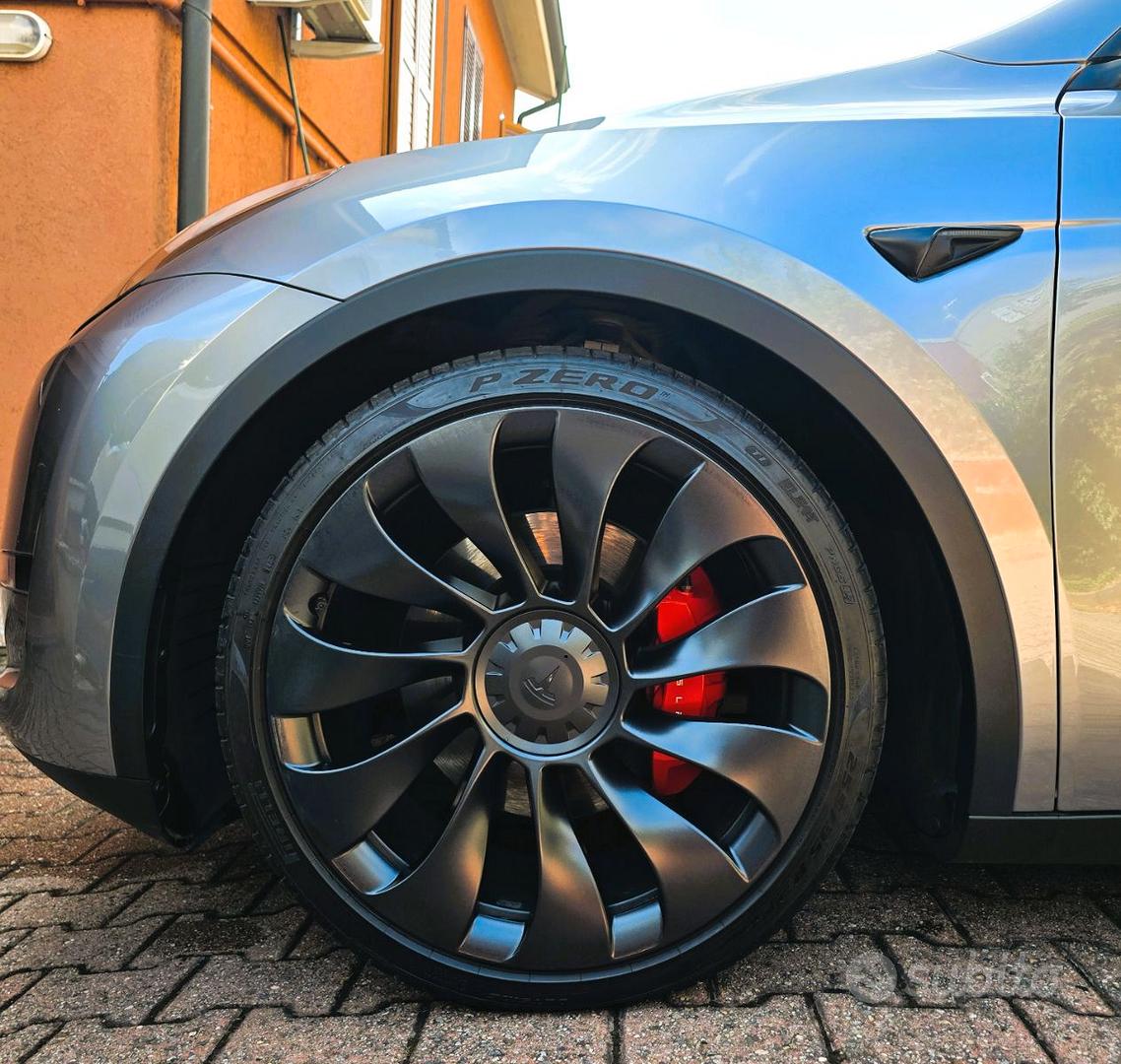 Tesla Model Y 2023 photo 5