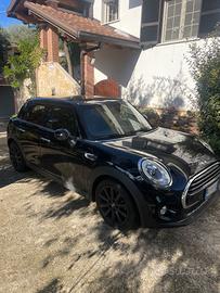 Mini Cooper D 1.5 business