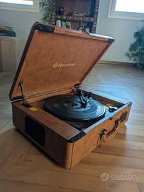 Giradischi portatile Roadstar €30