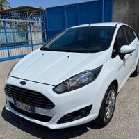 Ford fiesta 5P-1.5 tdci/75 cv-full-2013