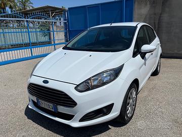 Ford fiesta 5P-1.5 tdci/75 cv-full-2013