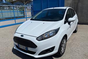Ford fiesta 5P-1.5 tdci/75 cv-full-2013