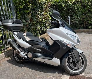 Yamaha T Max - 2010