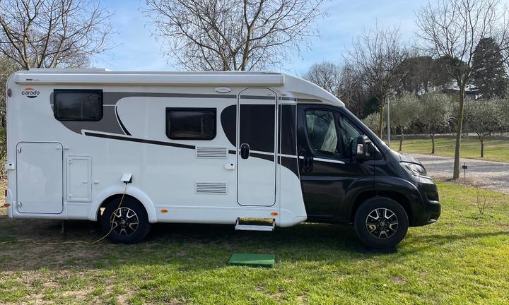 Camper Carado V 337 Edition 15