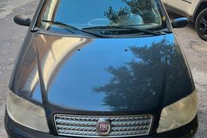 Fiat Punto 1.2 benzina anno 2009 unico pr