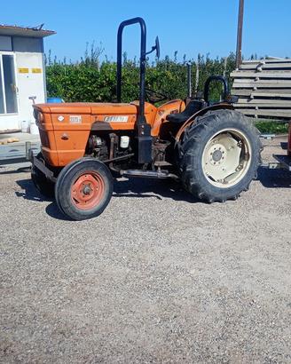 TRATTORE FIAT 480 N/6