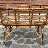 Culla vintage in vimini