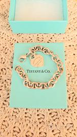 Braccialetto cuore rosa, in argento 925, Tiffany. 