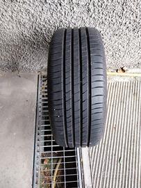 Pneumatico Kumho Ecsta