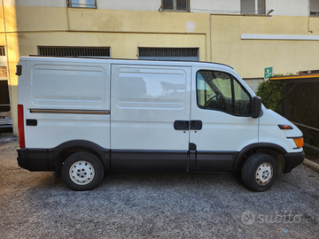 Iveco Daily 29L10 permuto