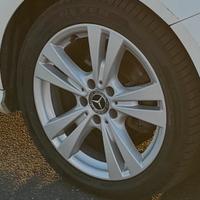 Set 4 cerchi Mercedes + gomme 225/45 17 Nexen Spor