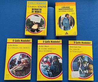 Bib 1 - Libri giallo Mondadori