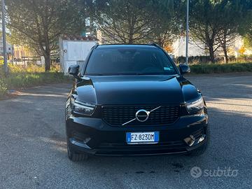 Volvo xc40 GEARTRONIC R-design