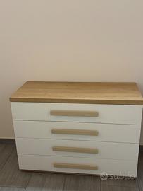 Cassettiera e comodini