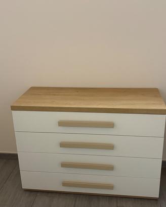 Cassettiera e comodini