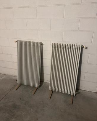 Coppia di termosifoni