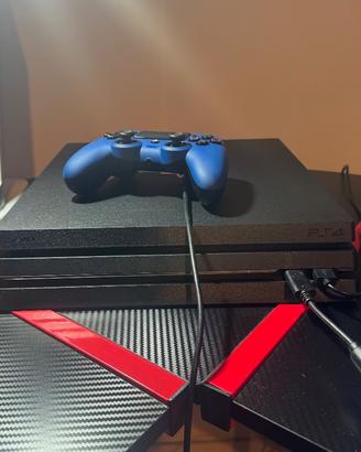 PS4 Pro 1TB + Controller originale – Ottime condiz