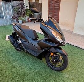 Honda pcx 125
