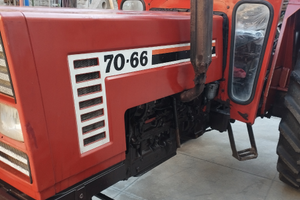 Trattore agricolo fiat 70 66