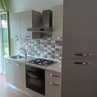 cucina completa di elettrodomestici 