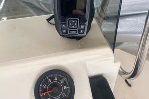 Barca per gite e pesca