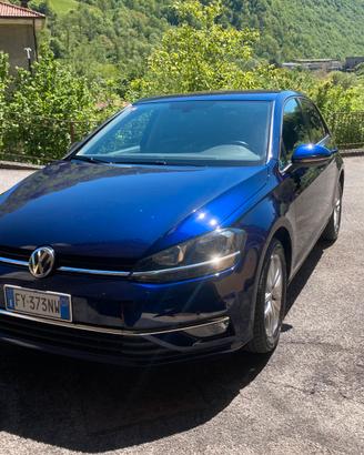 Volkswagen golf 7,5 businnes dsg 150cv