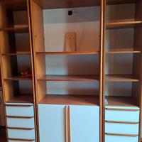 Libreria in legno modulare