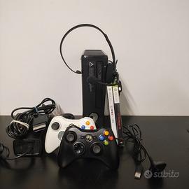 Xbox 360 Slim 250Gb con due controller giochi e ac