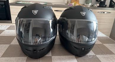 Caschi integrali moto