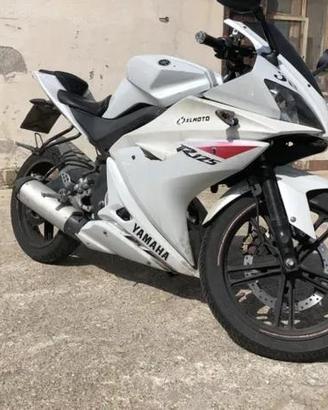 RICAMBI USATI PER YAMAHA YZF 125R 2009
