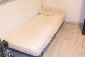 Posto letto Limbiate 300 libero subito