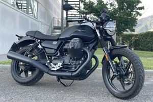 Moto Guzzi V7 IV - 2021 - Edizione Centenario