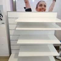 Arredo Negozio d’abbigliamento