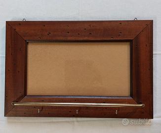 Portachiavi da muro in legno