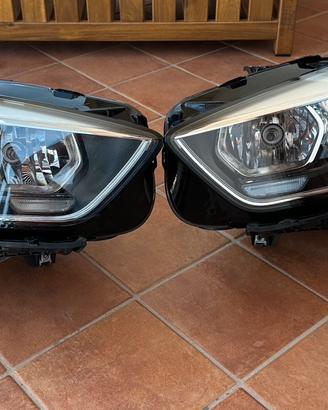 Fari anteriori bmw serie1 generazionef40
