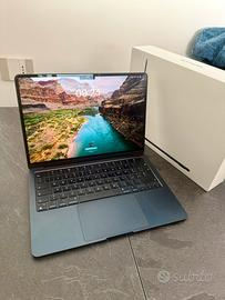 MacBook Air M2 2022 Midnight - Perfette condizioni