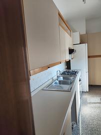 cucina componibile lunga 4.72  alta 2.30 