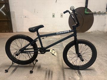 BMX SUBROSA BRAND TIRO